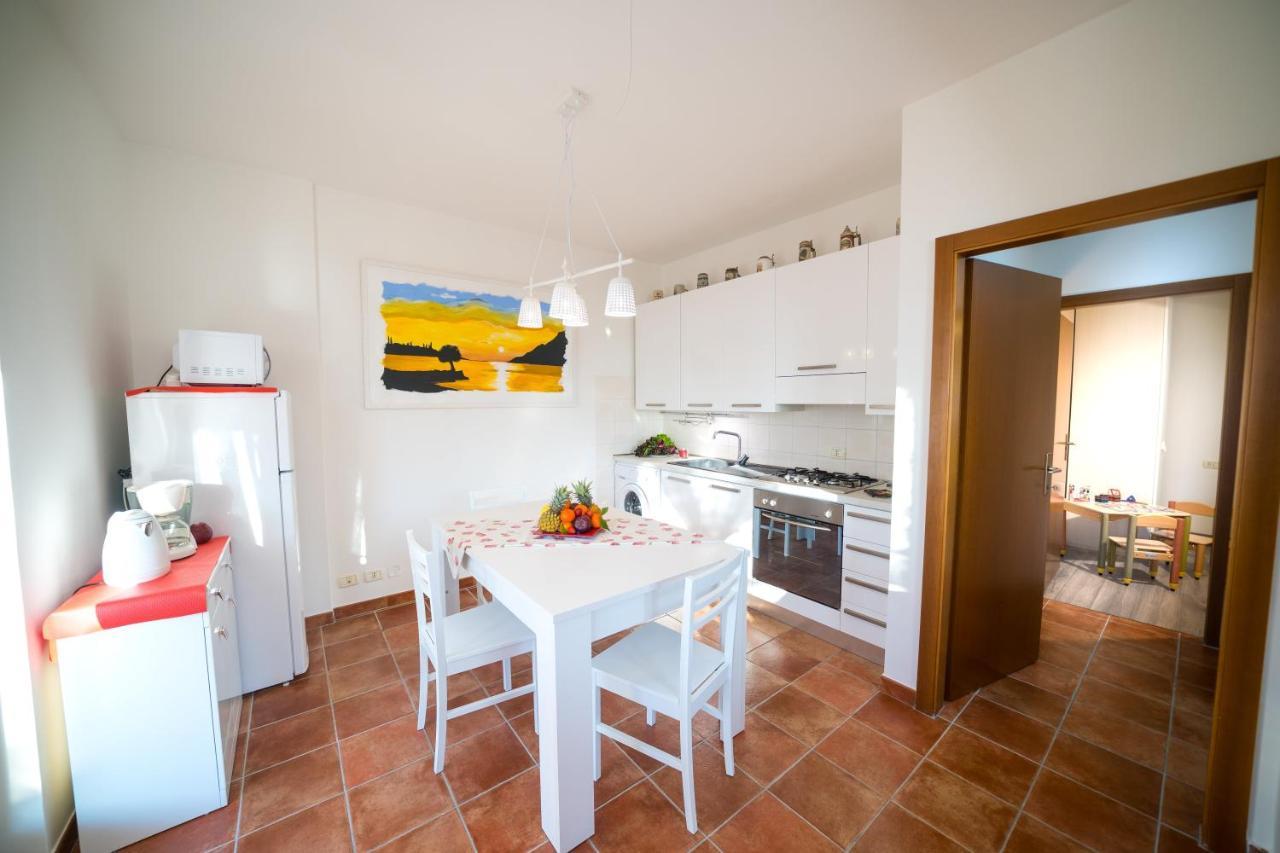 Ulivi Beth'S House Apartment เบรนโซเน ซูล การ์ดา ภายนอก รูปภาพ